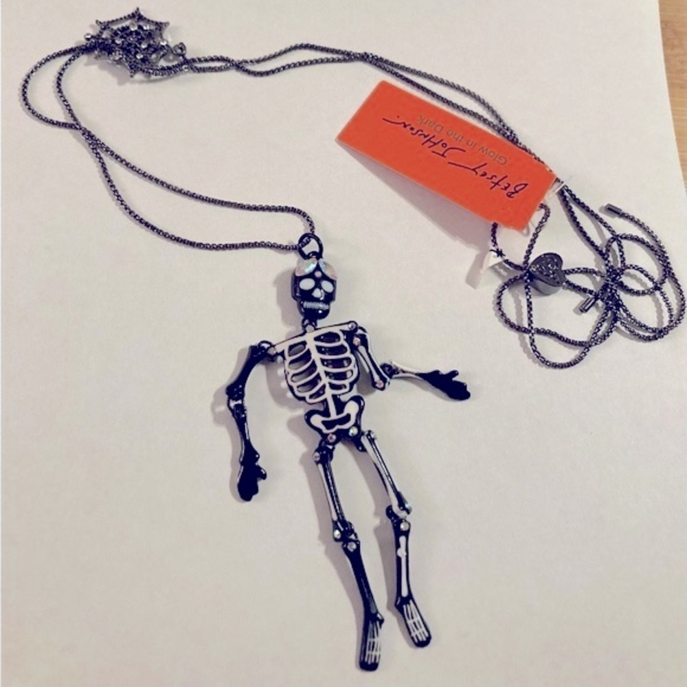 BETSEY JOHNSON Halloween Glow in the Dark Crystal-Accented Skeleton Neck NEW NWT